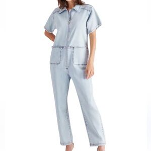 NWT Steve Madden Eira Denim Jumpsuit Stone Wash Blue Size XS Retail $129.00